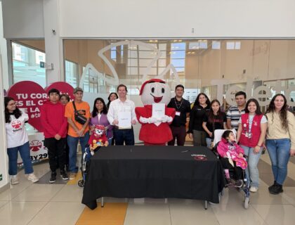 Barrick Chile y Teletón firman convenio para apoyar tratamientos en Atacama