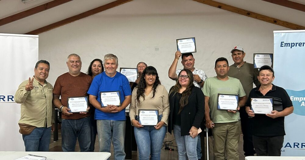 Barrick Chile fortalece las capacidades de sus proveedores locales en Alto del Carmen